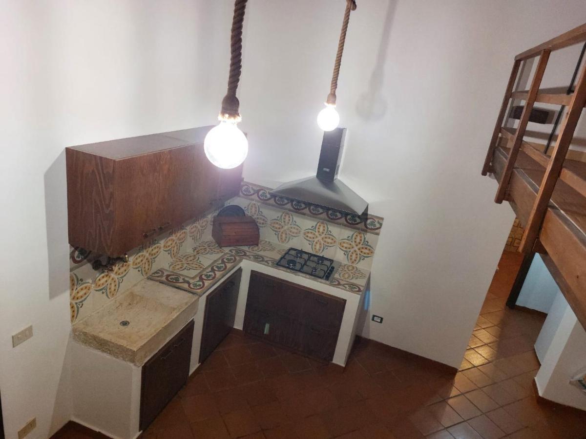 La Casa Di Cofano Apartment กุสโตนาชี ภายนอก รูปภาพ